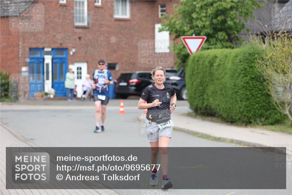 10.05.2026 - 8. Wedeler Halbmarathon Andreas Tolksdorf http://msf.ph/oto/9695677 10.05.2026 10:27:48 Laufen 1057 meine-sportfotos.de