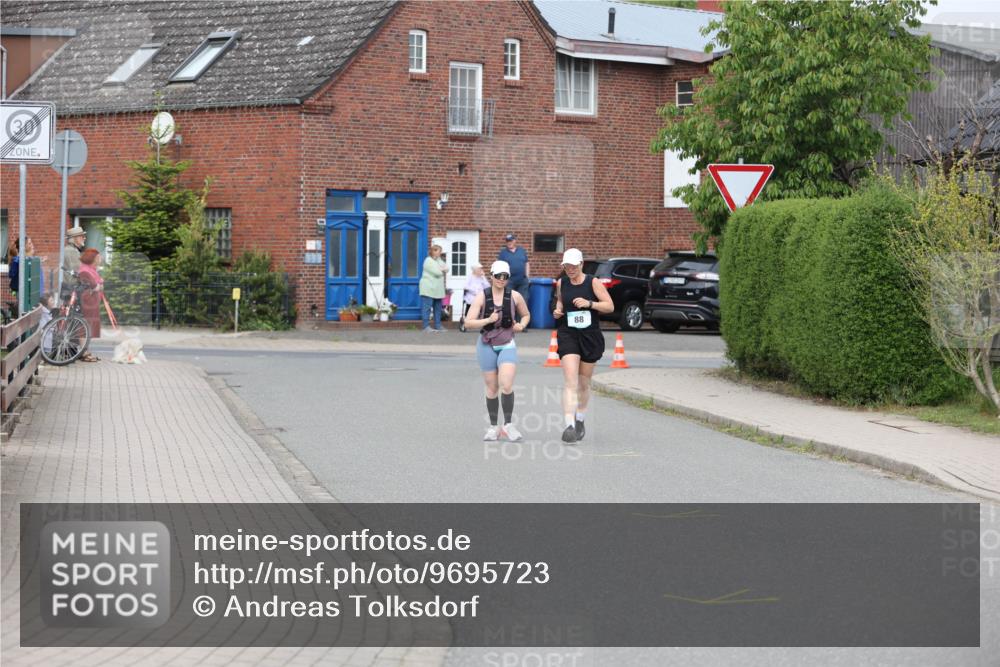 10.05.2026 - 8. Wedeler Halbmarathon Andreas Tolksdorf http://msf.ph/oto/9695723 10.05.2026 10:28:10 Laufen 3 meine-sportfotos.de
