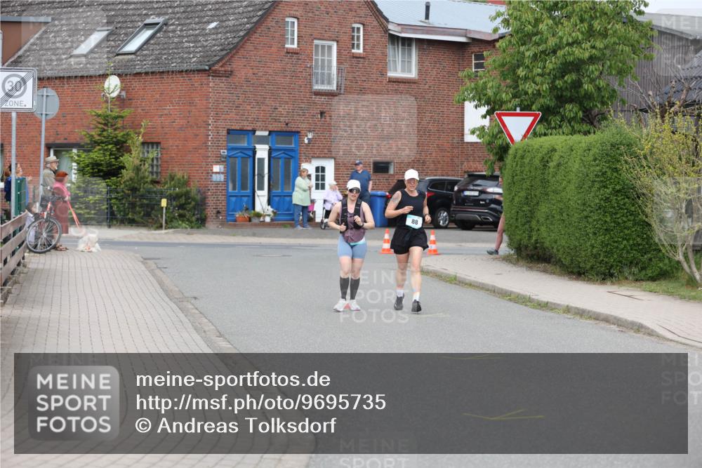 10.05.2026 - 8. Wedeler Halbmarathon Andreas Tolksdorf http://msf.ph/oto/9695735 10.05.2026 10:28:10 Laufen 30, 88 meine-sportfotos.de