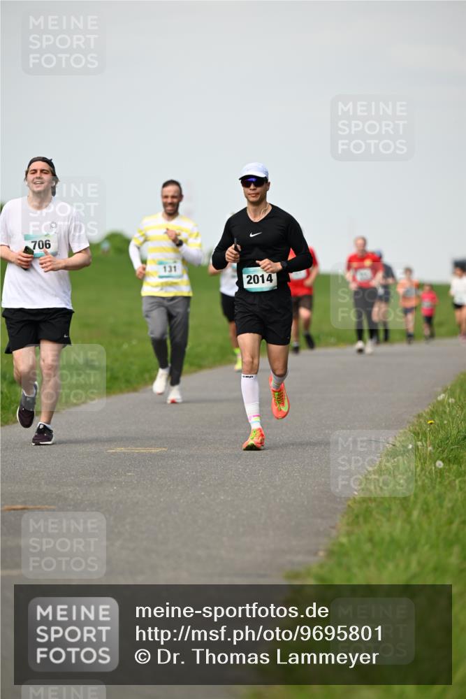 10.05.2026 - 8. Wedeler Halbmarathon Dr. Thomas Lammeyer http://msf.ph/oto/9695801 10.05.2026 11:22:07 Laufen 706, 131, 2014 meine-sportfotos.de