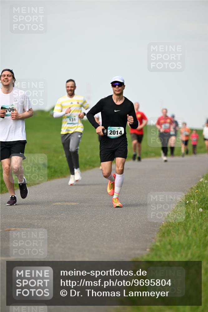 10.05.2026 - 8. Wedeler Halbmarathon Dr. Thomas Lammeyer http://msf.ph/oto/9695804 10.05.2026 11:22:08 Laufen 706, 131, 2014 meine-sportfotos.de