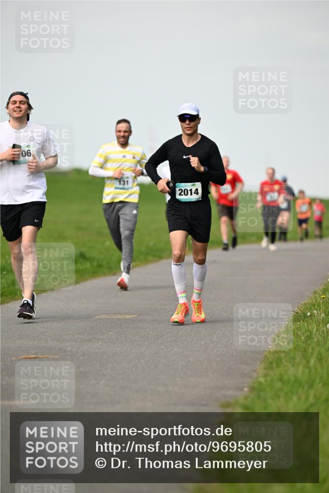 10.05.2026 - 8. Wedeler Halbmarathon Dr. Thomas Lammeyer http://msf.ph/oto/9695805 10.05.2026 11:22:08 Laufen 2014 meine-sportfotos.de