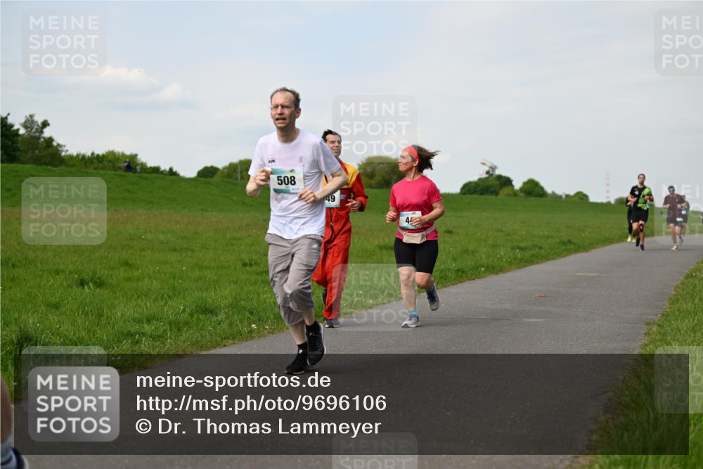 10.05.2026 - 8. Wedeler Halbmarathon Dr. Thomas Lammeyer http://msf.ph/oto/9696106 10.05.2026 11:23:14 Laufen 508 meine-sportfotos.de