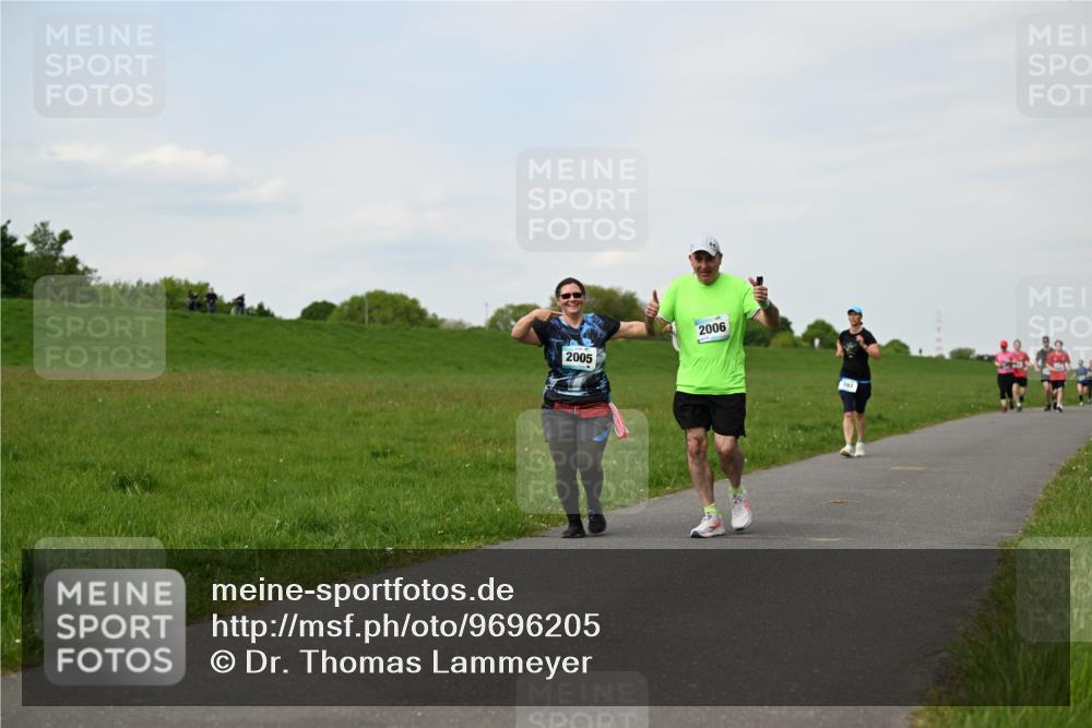 10.05.2026 - 8. Wedeler Halbmarathon Dr. Thomas Lammeyer http://msf.ph/oto/9696205 10.05.2026 11:23:45 Laufen 2005, 2006 meine-sportfotos.de