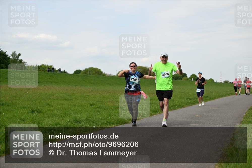 10.05.2026 - 8. Wedeler Halbmarathon Dr. Thomas Lammeyer http://msf.ph/oto/9696206 10.05.2026 11:23:46 Laufen 2005, 2006 meine-sportfotos.de