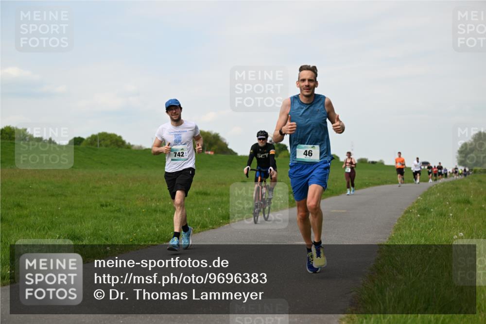 10.05.2026 - 8. Wedeler Halbmarathon Dr. Thomas Lammeyer http://msf.ph/oto/9696383 10.05.2026 11:24:28 Laufen 2025, 742 meine-sportfotos.de