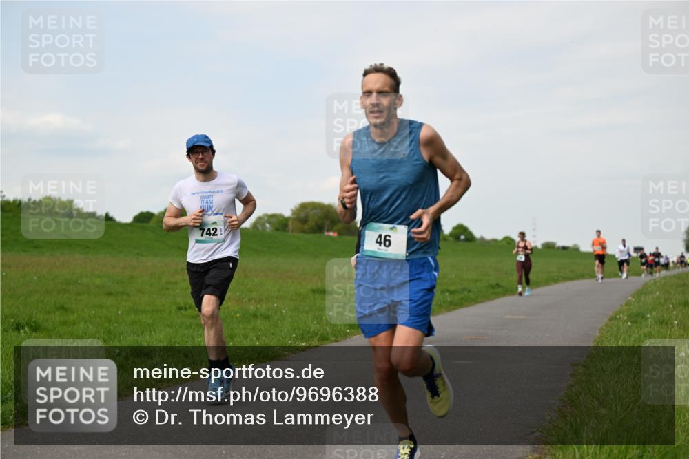 10.05.2026 - 8. Wedeler Halbmarathon Dr. Thomas Lammeyer http://msf.ph/oto/9696388 10.05.2026 11:24:29 Laufen 2025, 742 meine-sportfotos.de