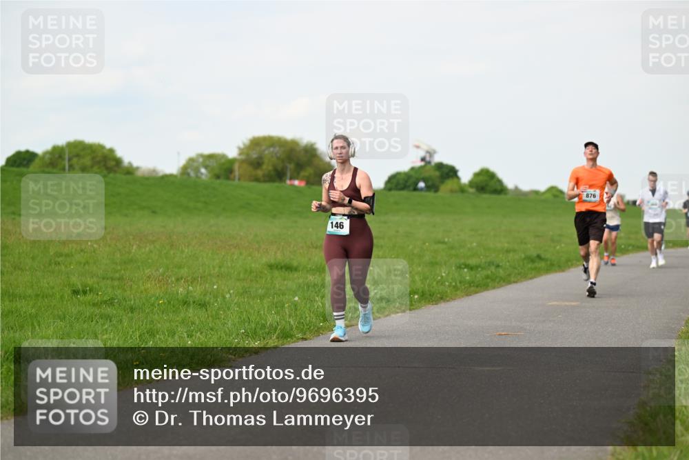 10.05.2026 - 8. Wedeler Halbmarathon Dr. Thomas Lammeyer http://msf.ph/oto/9696395 10.05.2026 11:24:37 Laufen 146, 876 meine-sportfotos.de