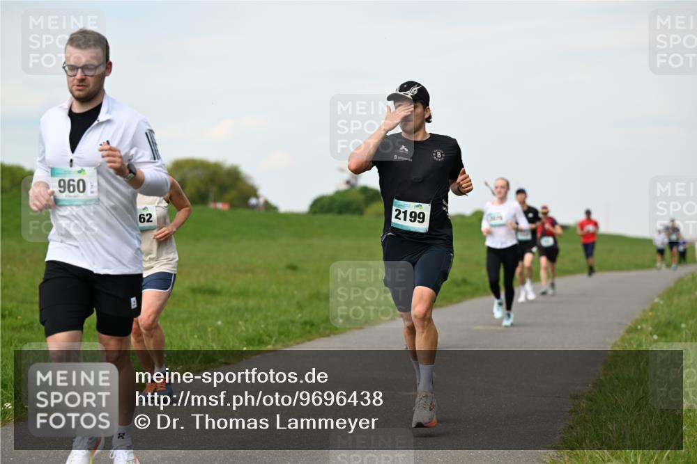 10.05.2026 - 8. Wedeler Halbmarathon Dr. Thomas Lammeyer http://msf.ph/oto/9696438 10.05.2026 11:24:46 Laufen 960, 2199 meine-sportfotos.de