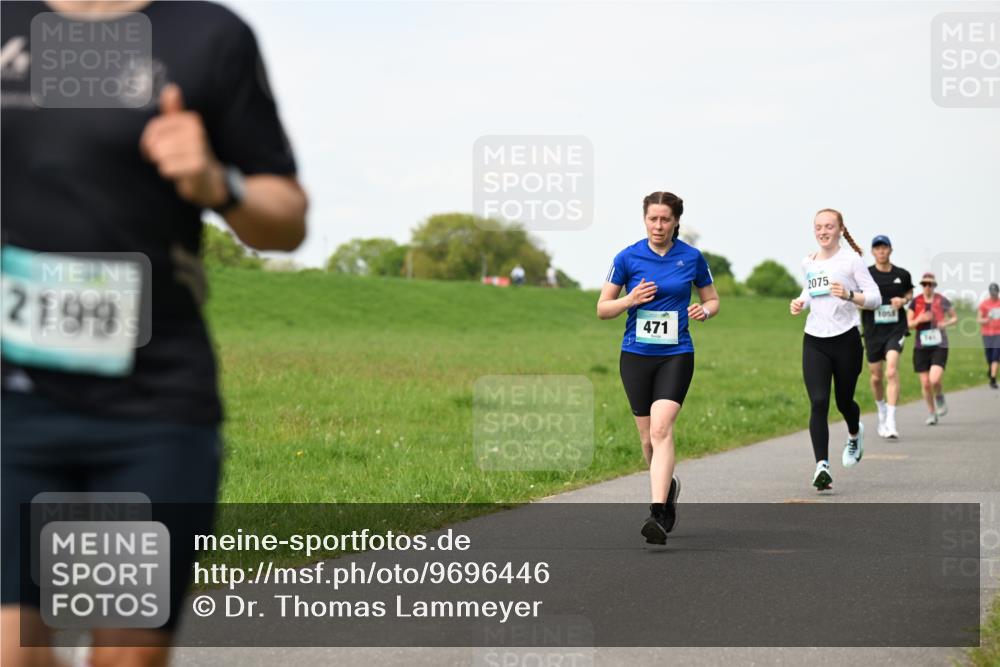 10.05.2026 - 8. Wedeler Halbmarathon Dr. Thomas Lammeyer http://msf.ph/oto/9696446 10.05.2026 11:24:48 Laufen 471, 2199, 2075, 741 meine-sportfotos.de