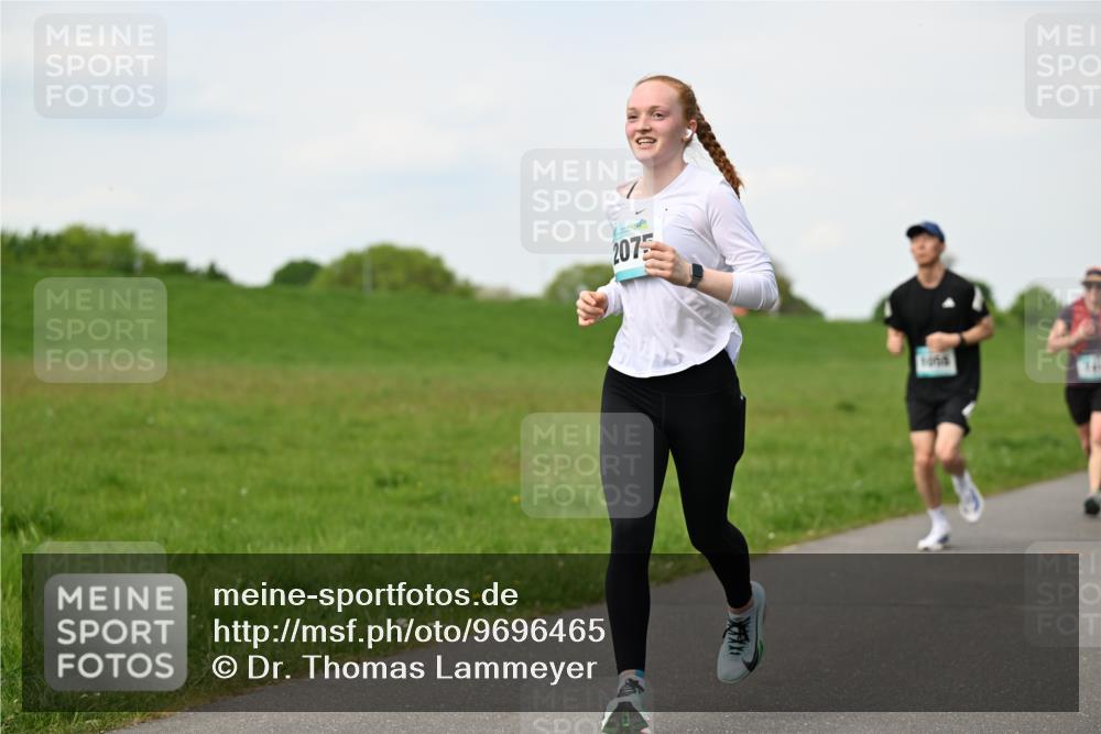10.05.2026 - 8. Wedeler Halbmarathon Dr. Thomas Lammeyer http://msf.ph/oto/9696465 10.05.2026 11:24:51 Laufen 2075, 741 meine-sportfotos.de