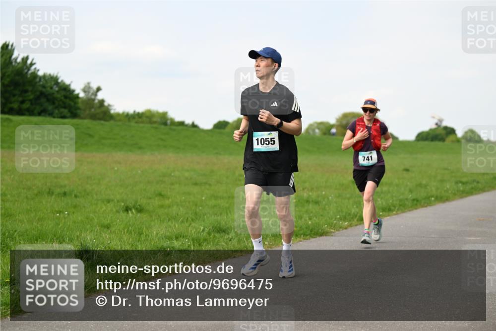 10.05.2026 - 8. Wedeler Halbmarathon Dr. Thomas Lammeyer http://msf.ph/oto/9696475 10.05.2026 11:24:53 Laufen 1055, 741 meine-sportfotos.de
