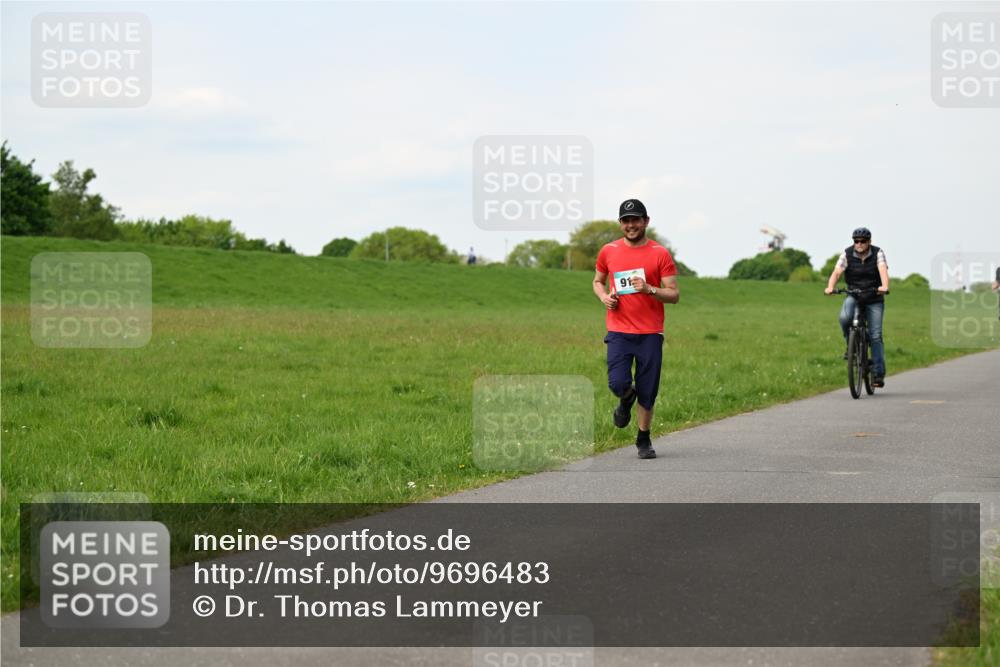 10.05.2026 - 8. Wedeler Halbmarathon Dr. Thomas Lammeyer http://msf.ph/oto/9696483 10.05.2026 11:24:58 Laufen  meine-sportfotos.de