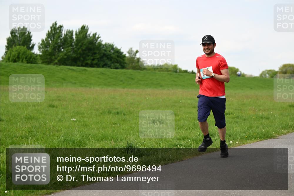 10.05.2026 - 8. Wedeler Halbmarathon Dr. Thomas Lammeyer http://msf.ph/oto/9696494 10.05.2026 11:24:59 Laufen  meine-sportfotos.de