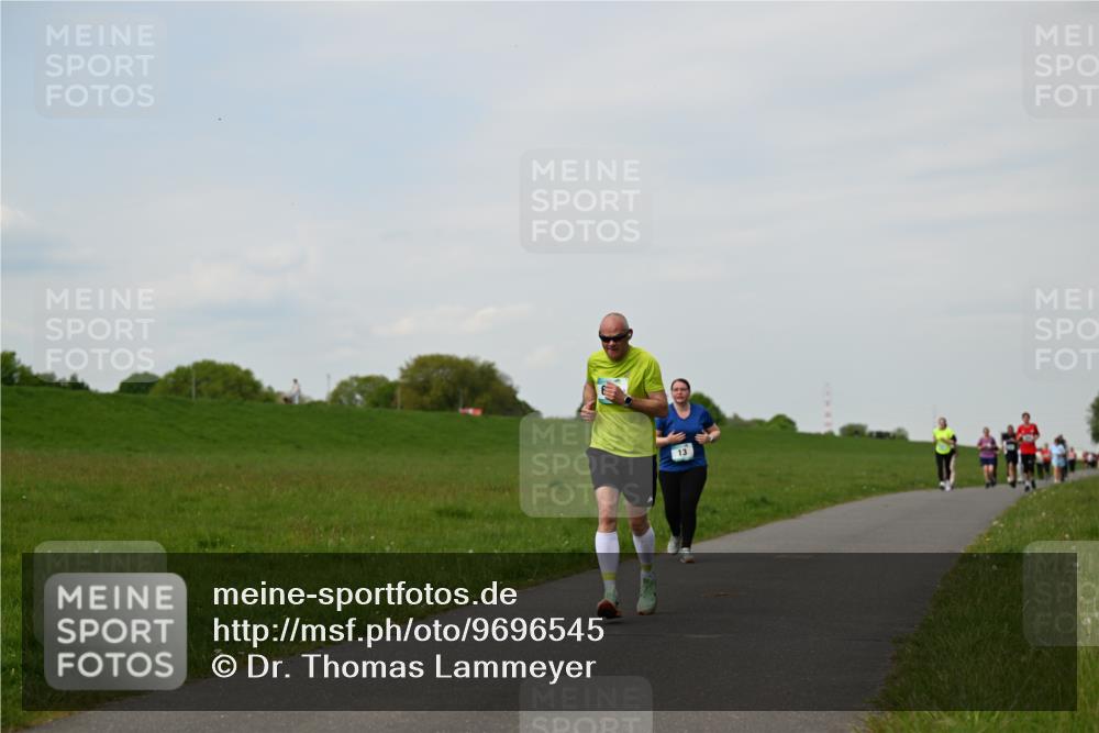 10.05.2026 - 8. Wedeler Halbmarathon Dr. Thomas Lammeyer http://msf.ph/oto/9696545 10.05.2026 11:25:24 Laufen  meine-sportfotos.de