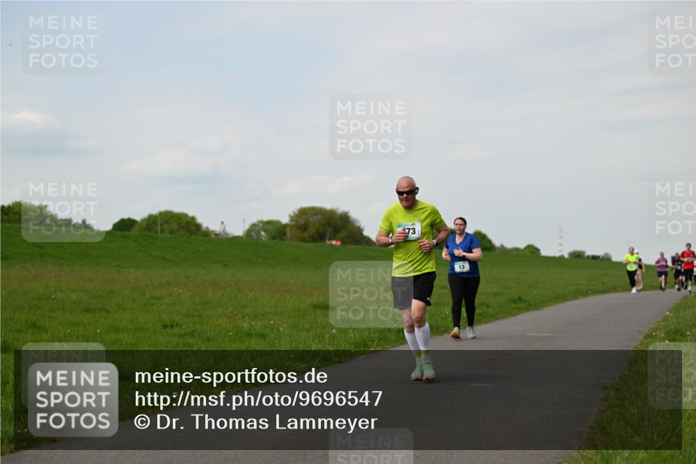 10.05.2026 - 8. Wedeler Halbmarathon Dr. Thomas Lammeyer http://msf.ph/oto/9696547 10.05.2026 11:25:24 Laufen  meine-sportfotos.de