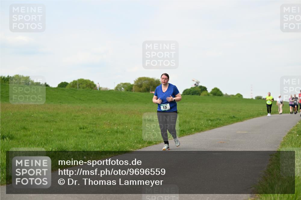 10.05.2026 - 8. Wedeler Halbmarathon Dr. Thomas Lammeyer http://msf.ph/oto/9696559 10.05.2026 11:25:27 Laufen  meine-sportfotos.de