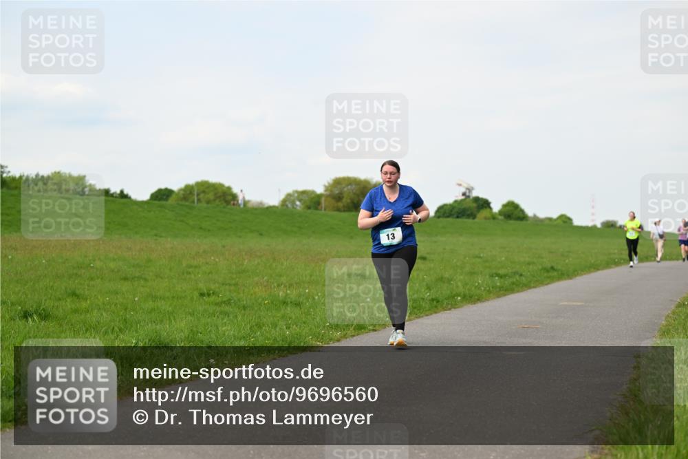 10.05.2026 - 8. Wedeler Halbmarathon Dr. Thomas Lammeyer http://msf.ph/oto/9696560 10.05.2026 11:25:27 Laufen  meine-sportfotos.de