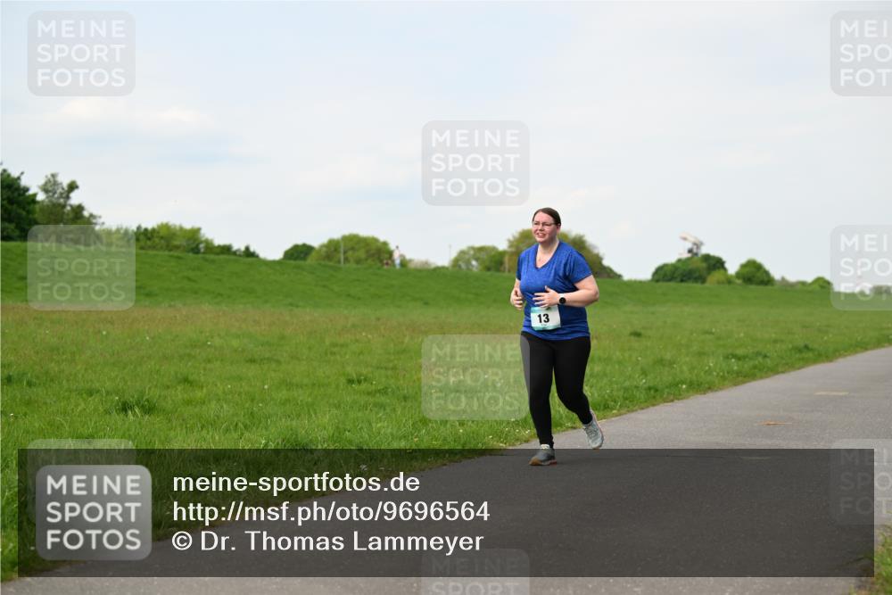 10.05.2026 - 8. Wedeler Halbmarathon Dr. Thomas Lammeyer http://msf.ph/oto/9696564 10.05.2026 11:25:28 Laufen  meine-sportfotos.de