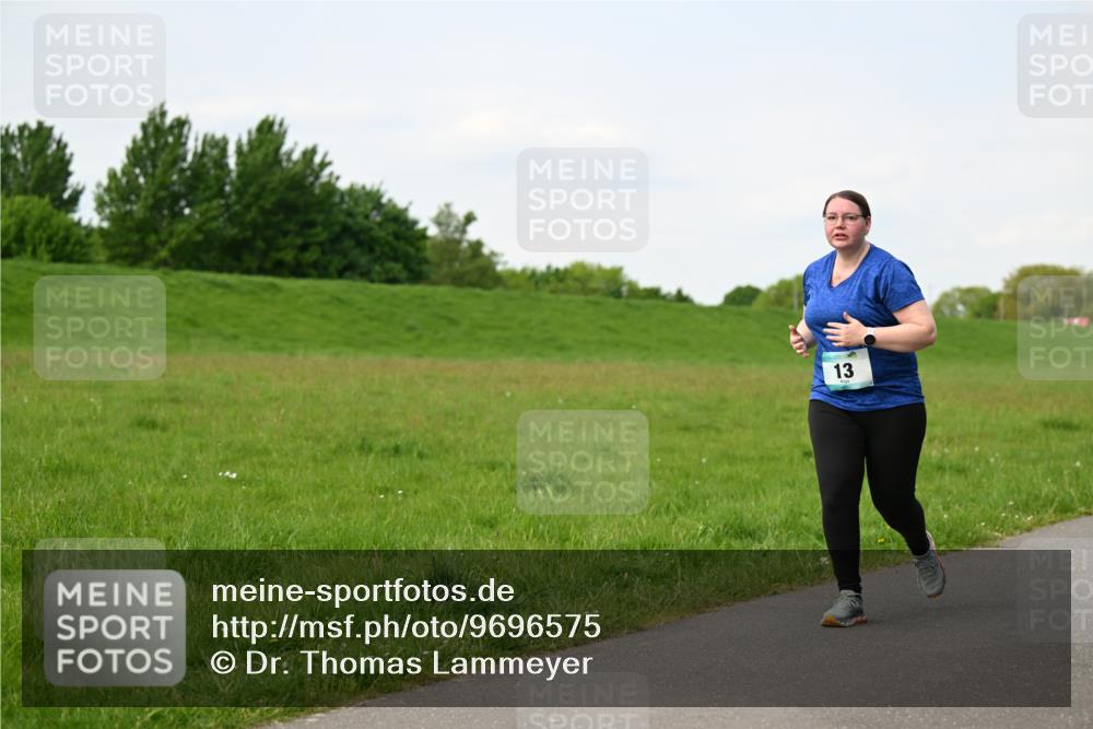10.05.2026 - 8. Wedeler Halbmarathon Dr. Thomas Lammeyer http://msf.ph/oto/9696575 10.05.2026 11:25:29 Laufen  meine-sportfotos.de