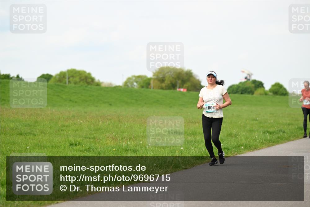 10.05.2026 - 8. Wedeler Halbmarathon Dr. Thomas Lammeyer http://msf.ph/oto/9696715 10.05.2026 11:26:12 Laufen 1001, 154 meine-sportfotos.de