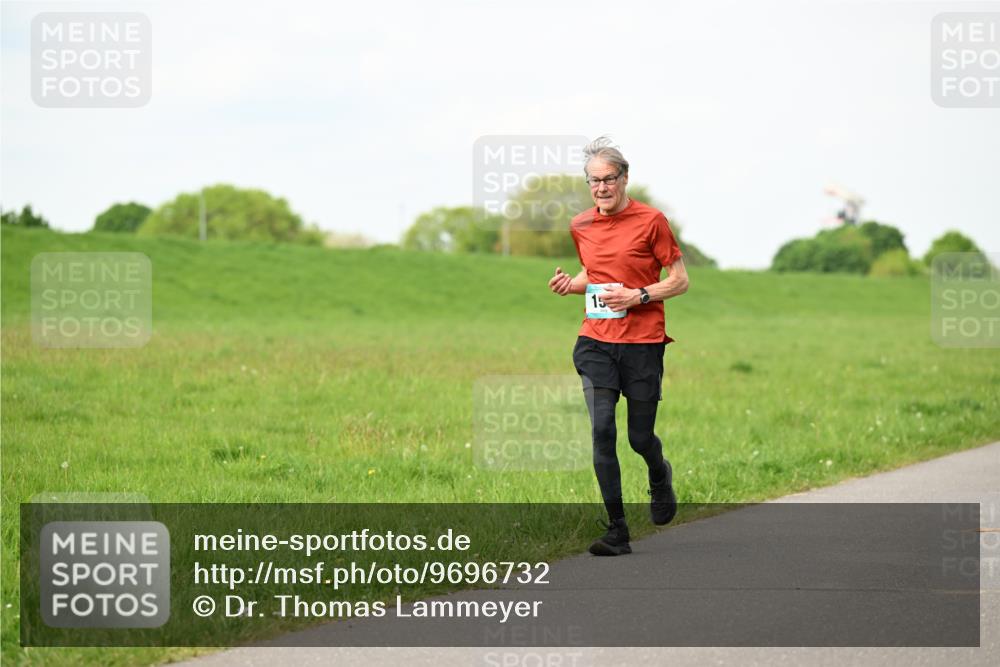 10.05.2026 - 8. Wedeler Halbmarathon Dr. Thomas Lammeyer http://msf.ph/oto/9696732 10.05.2026 11:26:17 Laufen  meine-sportfotos.de