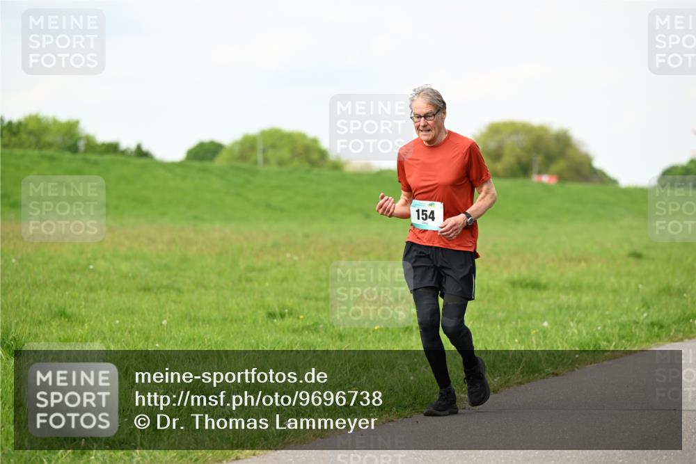 10.05.2026 - 8. Wedeler Halbmarathon Dr. Thomas Lammeyer http://msf.ph/oto/9696738 10.05.2026 11:26:18 Laufen 154 meine-sportfotos.de