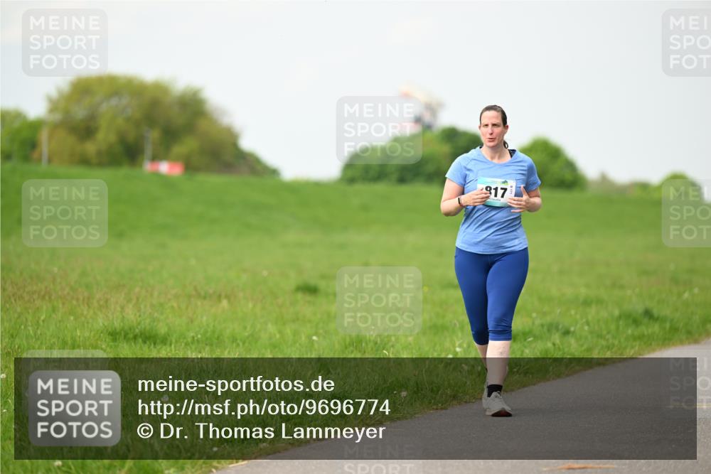 10.05.2026 - 8. Wedeler Halbmarathon Dr. Thomas Lammeyer http://msf.ph/oto/9696774 10.05.2026 11:26:31 Laufen 917 meine-sportfotos.de