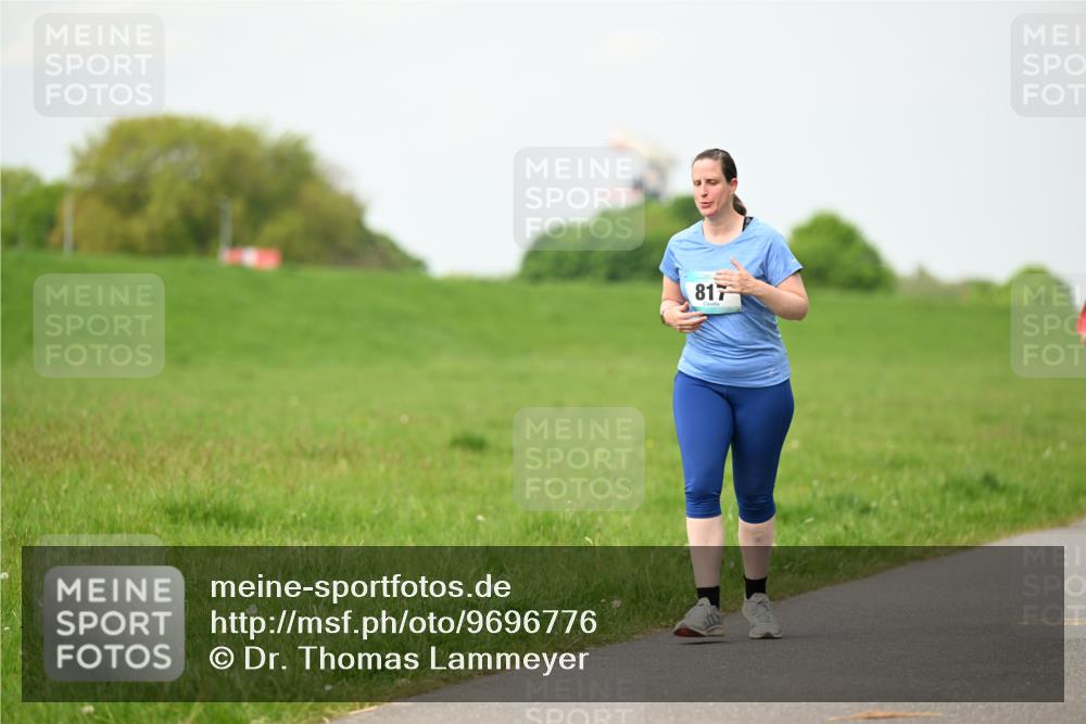10.05.2026 - 8. Wedeler Halbmarathon Dr. Thomas Lammeyer http://msf.ph/oto/9696776 10.05.2026 11:26:31 Laufen 817 meine-sportfotos.de