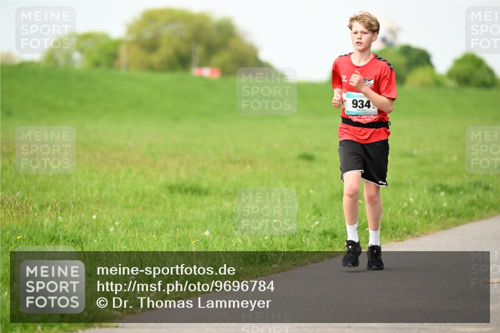 10.05.2026 - 8. Wedeler Halbmarathon Dr. Thomas Lammeyer http://msf.ph/oto/9696784 10.05.2026 11:26:37 Laufen 934 meine-sportfotos.de
