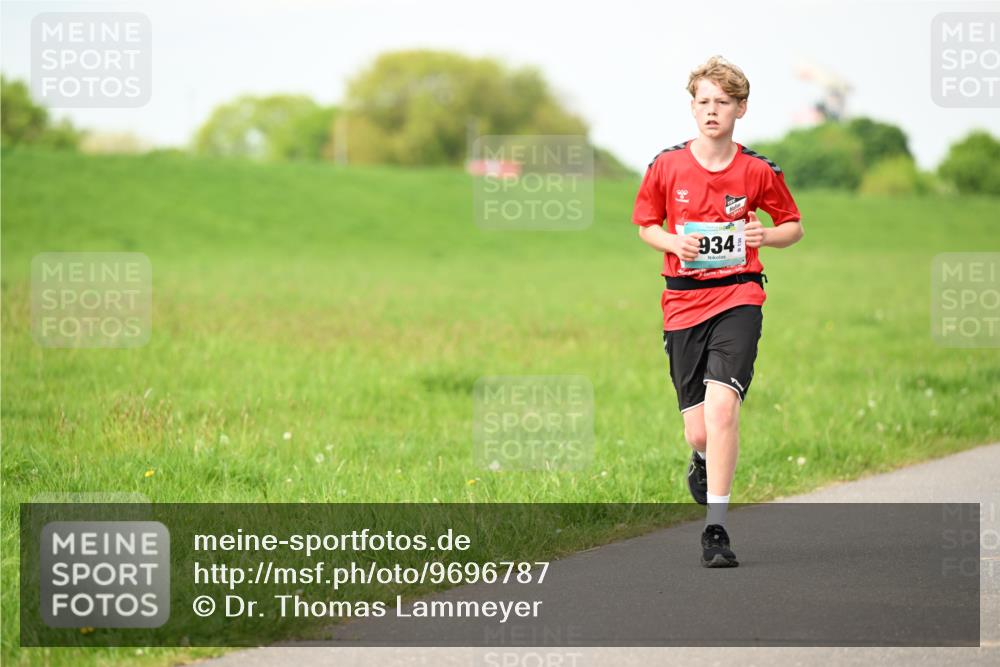 10.05.2026 - 8. Wedeler Halbmarathon Dr. Thomas Lammeyer http://msf.ph/oto/9696787 10.05.2026 11:26:38 Laufen 934 meine-sportfotos.de