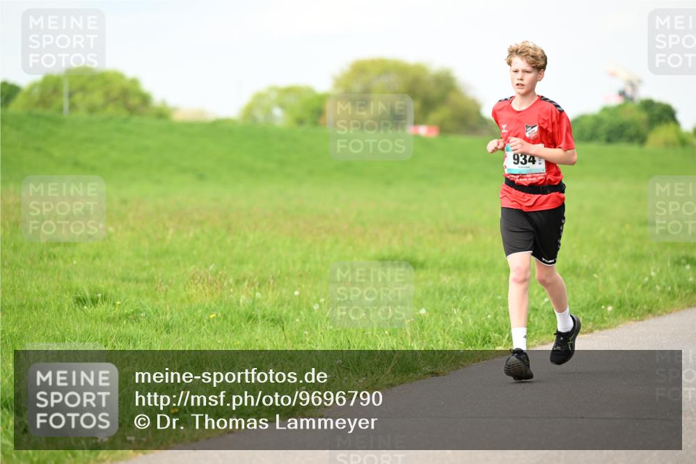 10.05.2026 - 8. Wedeler Halbmarathon Dr. Thomas Lammeyer http://msf.ph/oto/9696790 10.05.2026 11:26:38 Laufen 934 meine-sportfotos.de