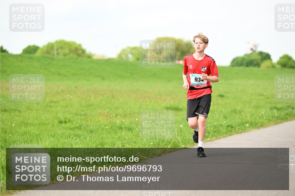 10.05.2026 - 8. Wedeler Halbmarathon Dr. Thomas Lammeyer http://msf.ph/oto/9696793 10.05.2026 11:26:39 Laufen 934 meine-sportfotos.de