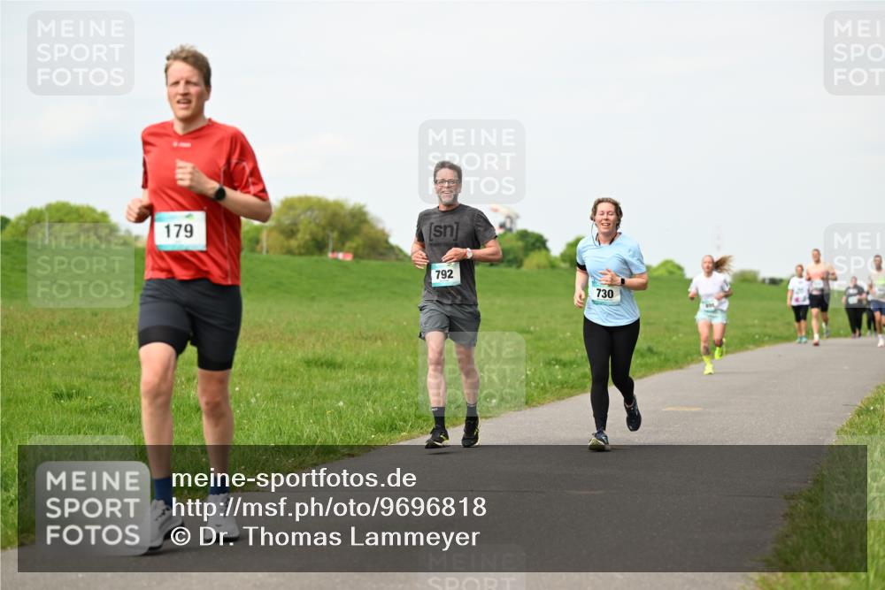 10.05.2026 - 8. Wedeler Halbmarathon Dr. Thomas Lammeyer http://msf.ph/oto/9696818 10.05.2026 11:26:48 Laufen 179, 792, 730 meine-sportfotos.de