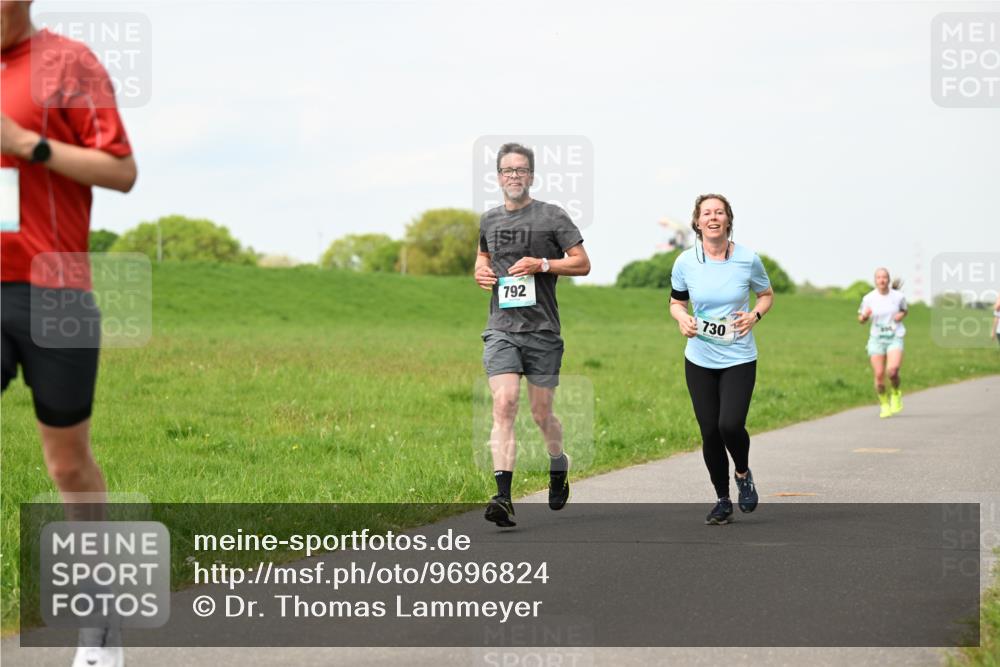 10.05.2026 - 8. Wedeler Halbmarathon Dr. Thomas Lammeyer http://msf.ph/oto/9696824 10.05.2026 11:26:49 Laufen 792, 730 meine-sportfotos.de