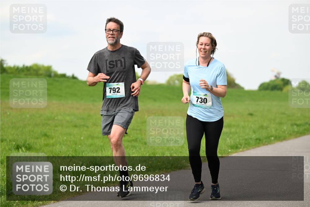 10.05.2026 - 8. Wedeler Halbmarathon Dr. Thomas Lammeyer http://msf.ph/oto/9696834 10.05.2026 11:26:50 Laufen 792, 730 meine-sportfotos.de