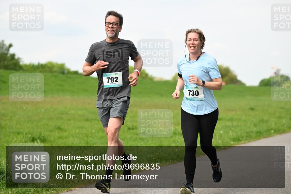 10.05.2026 - 8. Wedeler Halbmarathon Dr. Thomas Lammeyer http://msf.ph/oto/9696835 10.05.2026 11:26:50 Laufen 792, 730 meine-sportfotos.de