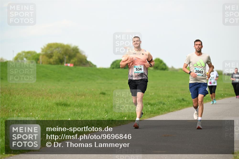10.05.2026 - 8. Wedeler Halbmarathon Dr. Thomas Lammeyer http://msf.ph/oto/9696846 10.05.2026 11:26:56 Laufen 534, 2003 meine-sportfotos.de