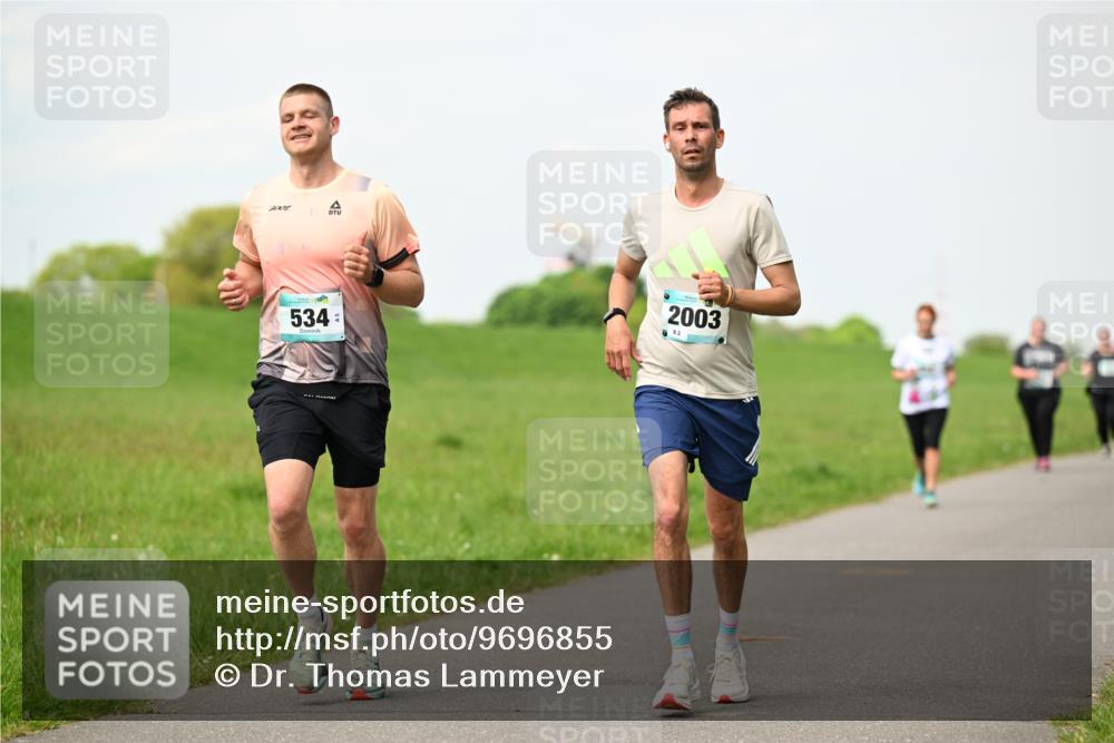10.05.2026 - 8. Wedeler Halbmarathon Dr. Thomas Lammeyer http://msf.ph/oto/9696855 10.05.2026 11:26:58 Laufen 1001, 534, 2003 meine-sportfotos.de