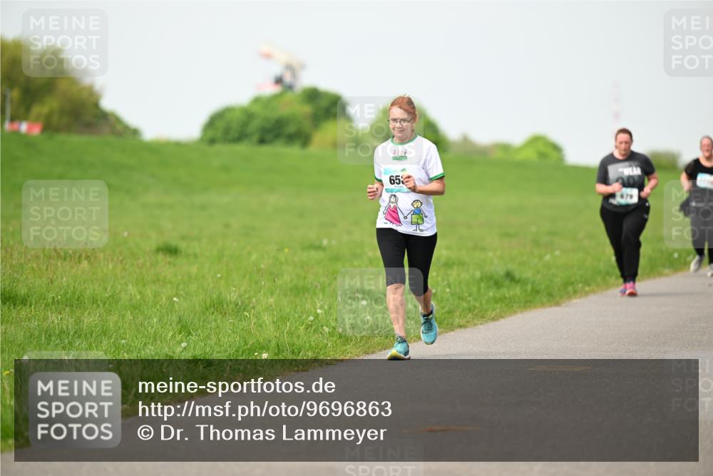 10.05.2026 - 8. Wedeler Halbmarathon Dr. Thomas Lammeyer http://msf.ph/oto/9696863 10.05.2026 11:27:01 Laufen 670 meine-sportfotos.de