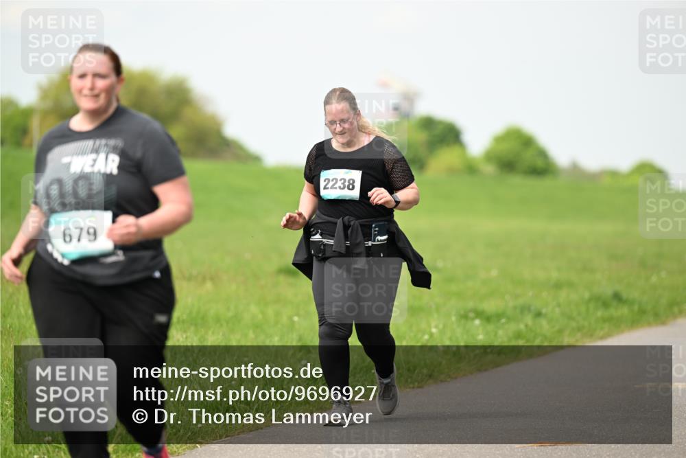 10.05.2026 - 8. Wedeler Halbmarathon Dr. Thomas Lammeyer http://msf.ph/oto/9696927 10.05.2026 11:27:14 Laufen 679, 2238 meine-sportfotos.de