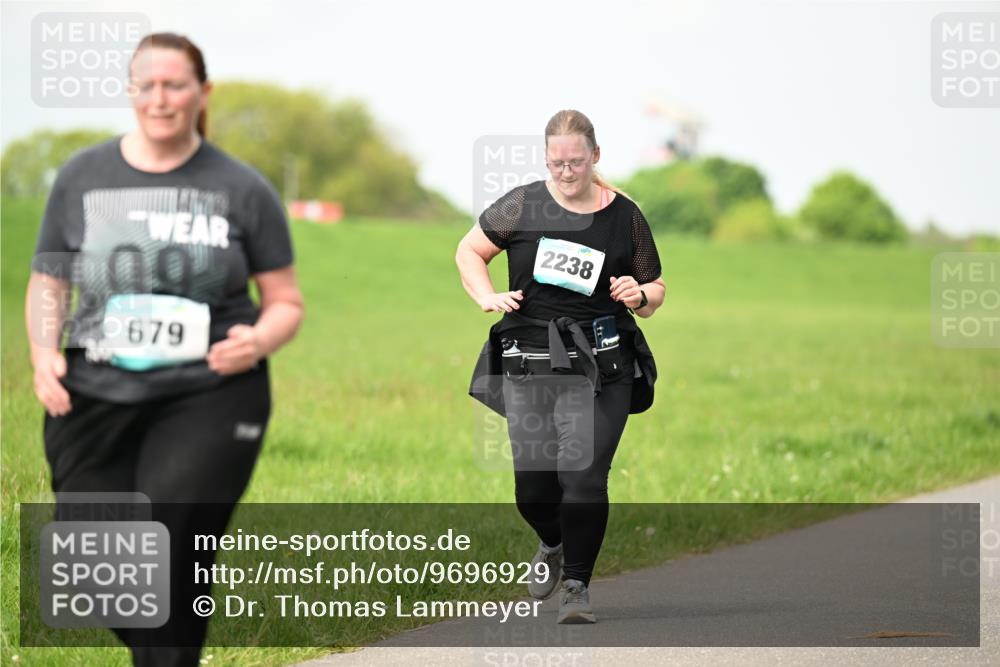 10.05.2026 - 8. Wedeler Halbmarathon Dr. Thomas Lammeyer http://msf.ph/oto/9696929 10.05.2026 11:27:14 Laufen 679, 2238 meine-sportfotos.de