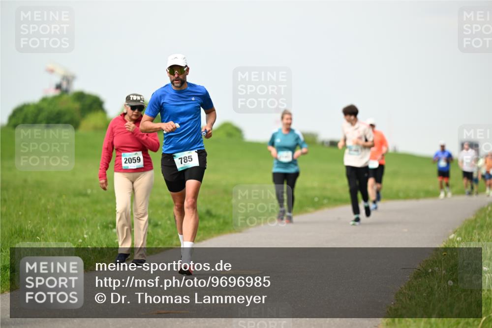 10.05.2026 - 8. Wedeler Halbmarathon Dr. Thomas Lammeyer http://msf.ph/oto/9696985 10.05.2026 11:27:31 Laufen 2059, 785 meine-sportfotos.de