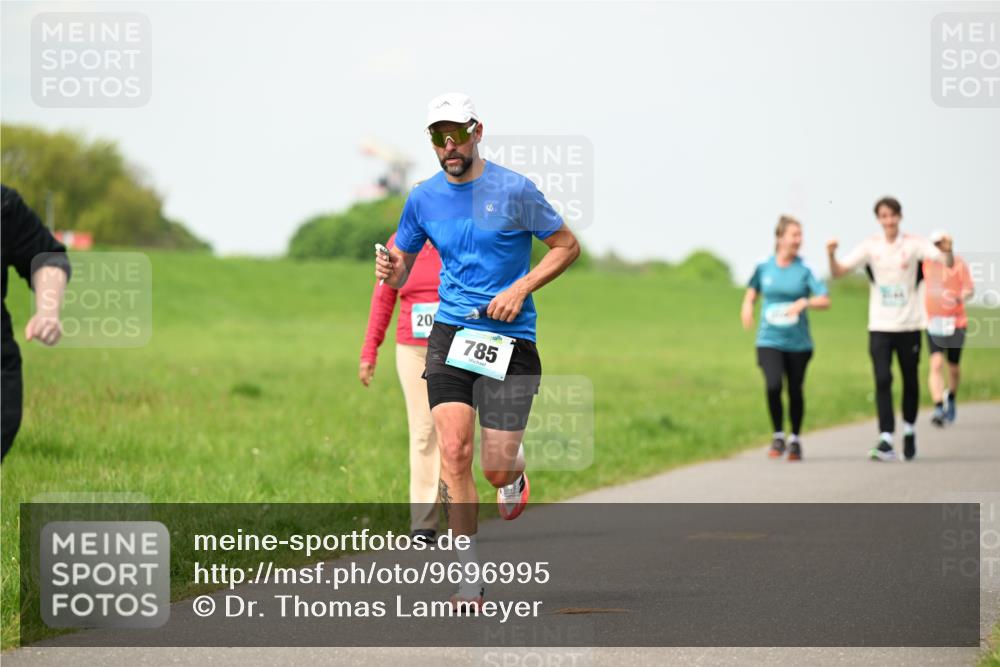 10.05.2026 - 8. Wedeler Halbmarathon Dr. Thomas Lammeyer http://msf.ph/oto/9696995 10.05.2026 11:27:32 Laufen 785 meine-sportfotos.de