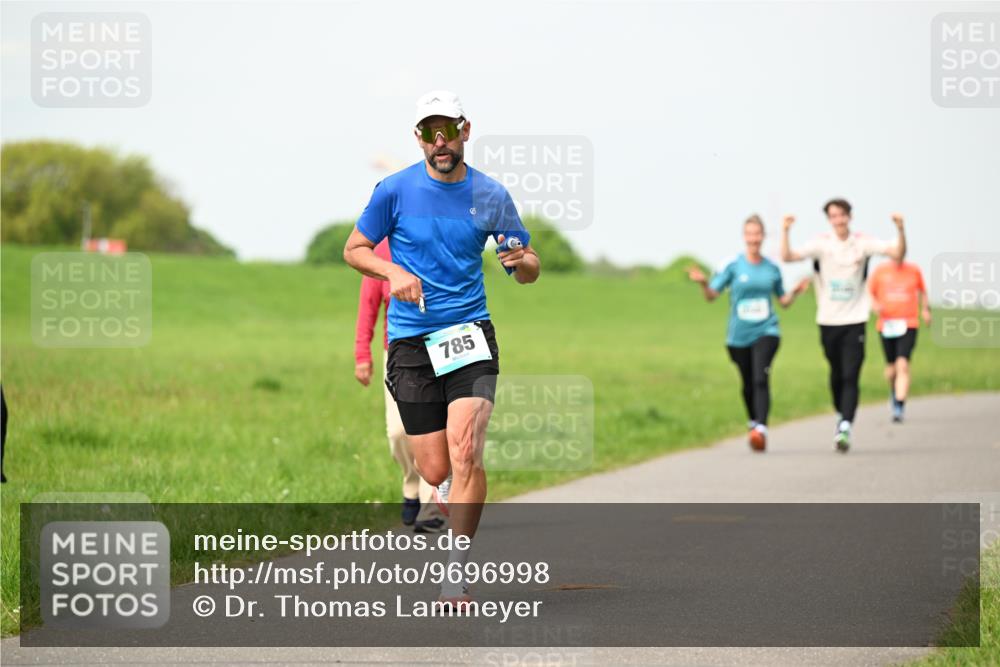 10.05.2026 - 8. Wedeler Halbmarathon Dr. Thomas Lammeyer http://msf.ph/oto/9696998 10.05.2026 11:27:32 Laufen 785 meine-sportfotos.de