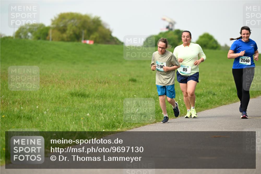 10.05.2026 - 8. Wedeler Halbmarathon Dr. Thomas Lammeyer http://msf.ph/oto/9697130 10.05.2026 11:28:07 Laufen 219, 2040 meine-sportfotos.de