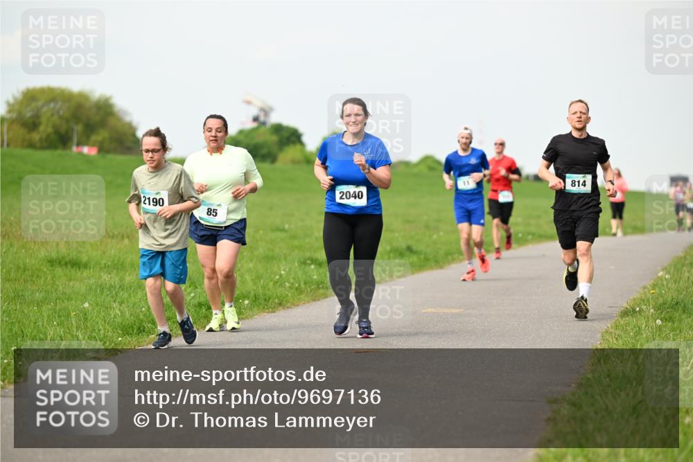 10.05.2026 - 8. Wedeler Halbmarathon Dr. Thomas Lammeyer http://msf.ph/oto/9697136 10.05.2026 11:28:08 Laufen 2190, 2040, 814 meine-sportfotos.de