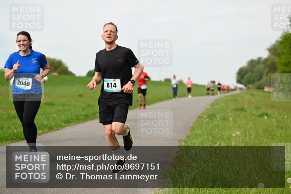 10.05.2026 - 8. Wedeler Halbmarathon Dr. Thomas Lammeyer http://msf.ph/oto/9697151 10.05.2026 11:28:11 Laufen 2040, 814 meine-sportfotos.de