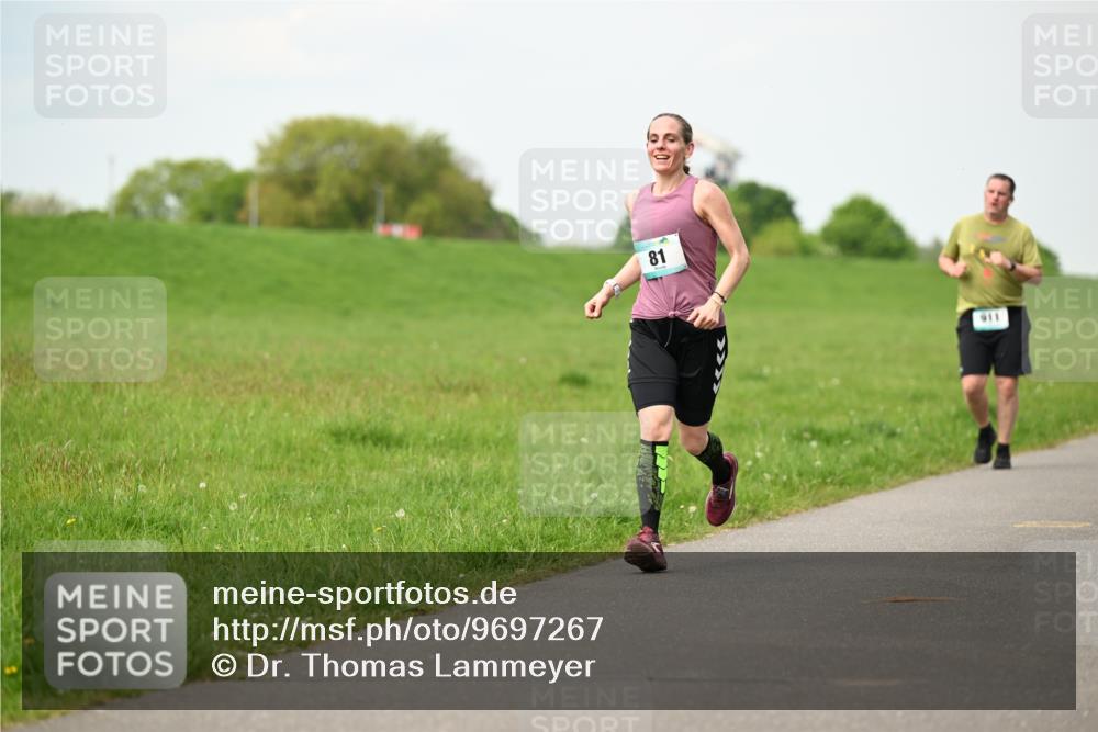 10.05.2026 - 8. Wedeler Halbmarathon Dr. Thomas Lammeyer http://msf.ph/oto/9697267 10.05.2026 11:28:33 Laufen 911 meine-sportfotos.de
