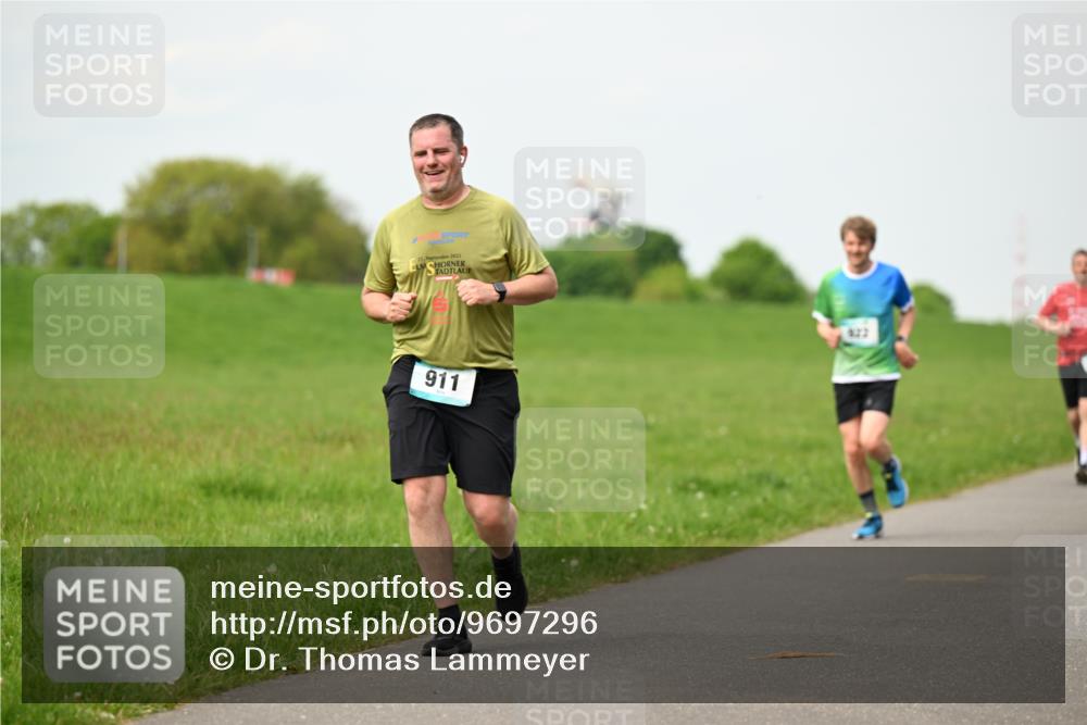 10.05.2026 - 8. Wedeler Halbmarathon Dr. Thomas Lammeyer http://msf.ph/oto/9697296 10.05.2026 11:28:38 Laufen 2025, 911, 622 meine-sportfotos.de